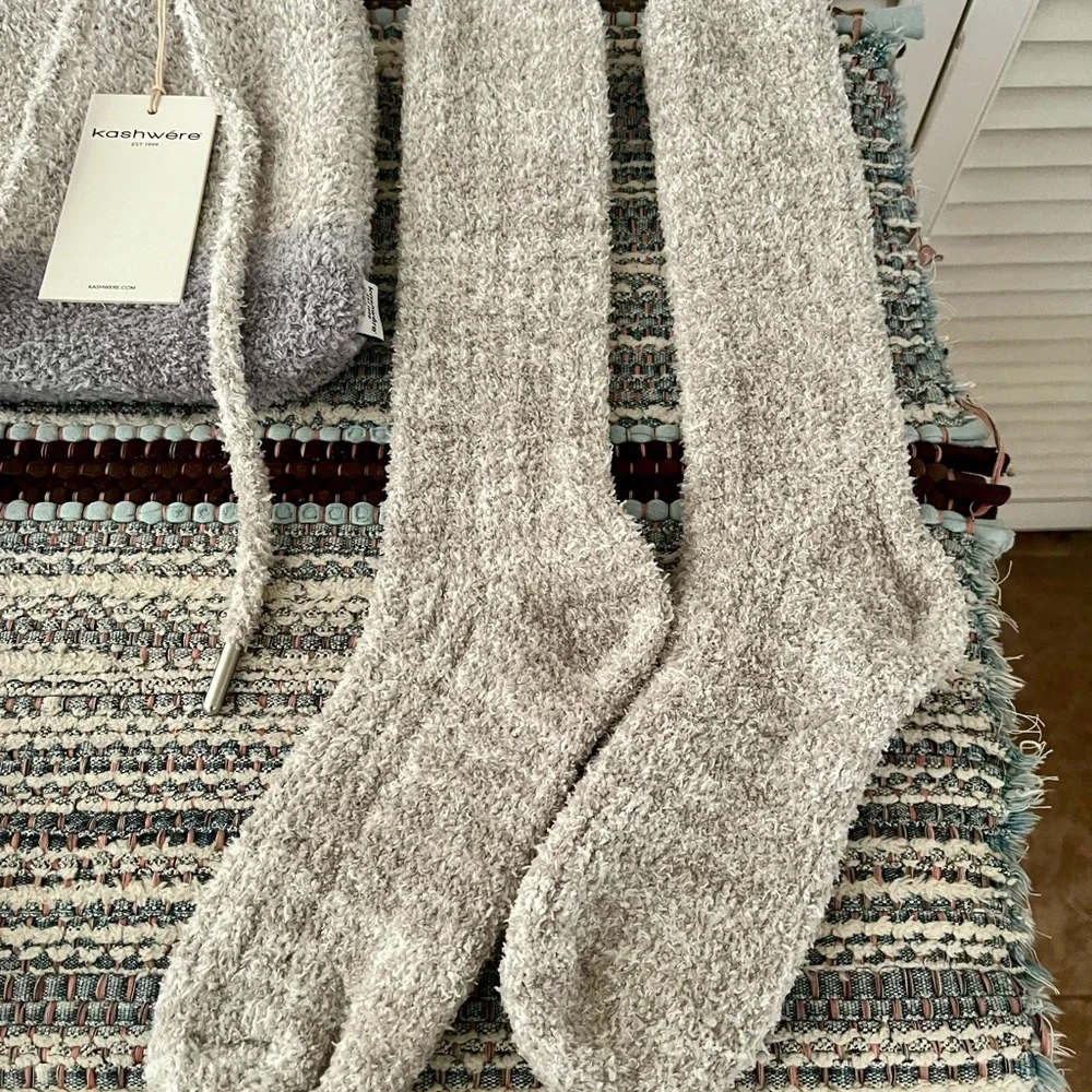 Kashwere Montecito Socks Set With Drawstring Pouch Heathered Kash-Lounge New - Picture 3 of 4